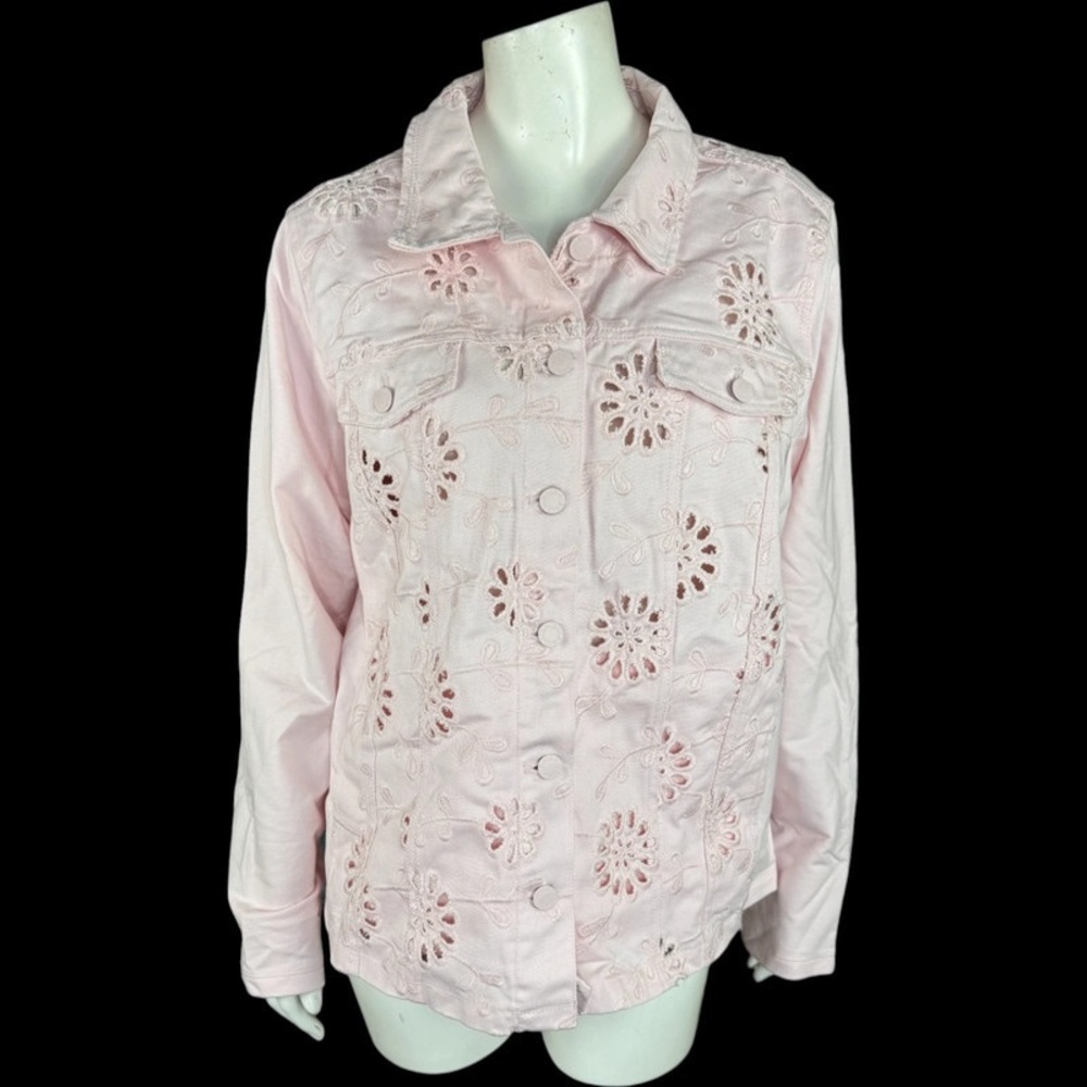 Chic Pink Eyelet Blazer